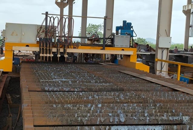 Plasma &oxyfuel cutting machine